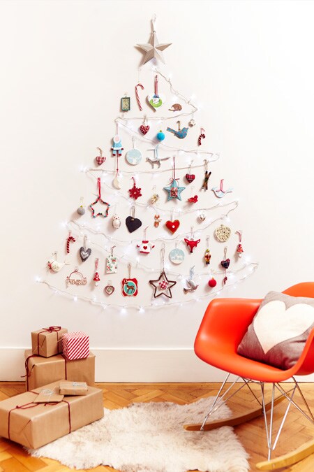 flat Christmas tree wall