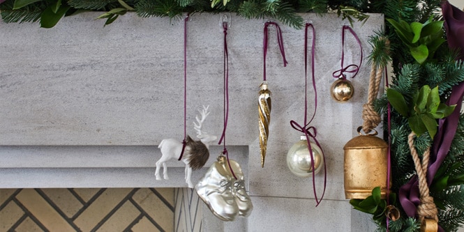 Christmas décor fireplace
