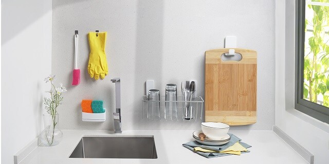How to Choose Command™ Picture Hanging Strips