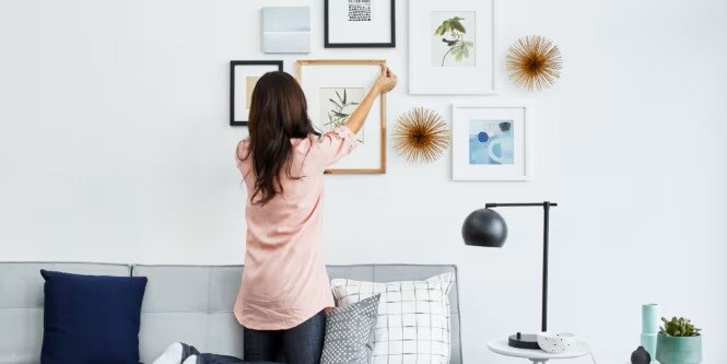 gallery wall layout idea
